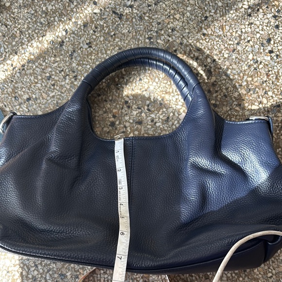 New Iswee Leather Handbag - Picture 5 of 6